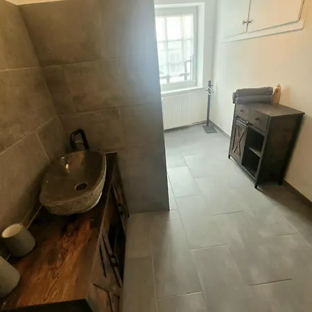 Moderne In Der Altstadt *