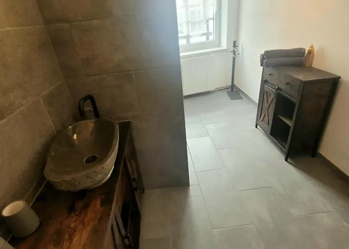 Moderne In Der Altstadt *